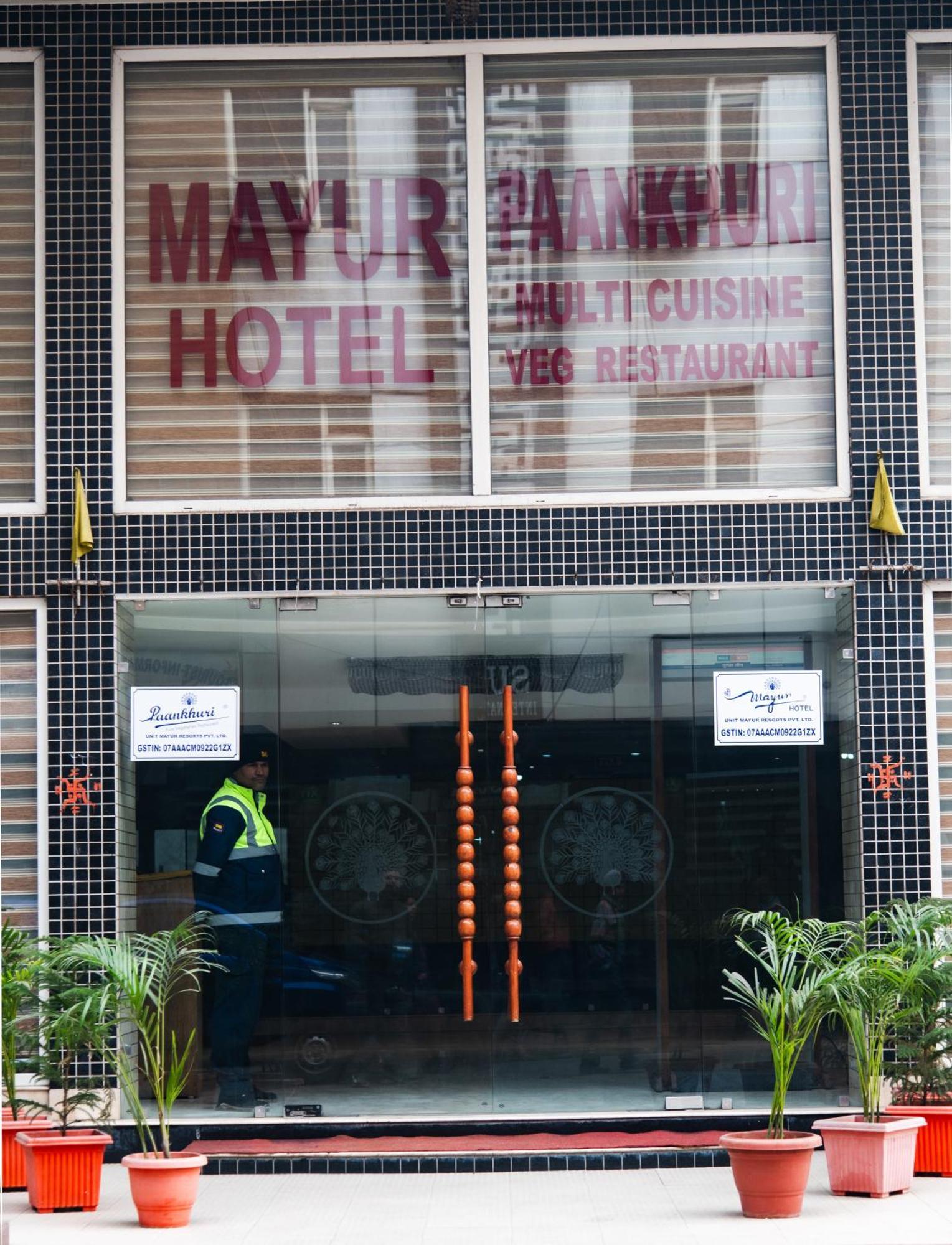 Mayur Hotel New Delhi Exteriör bild