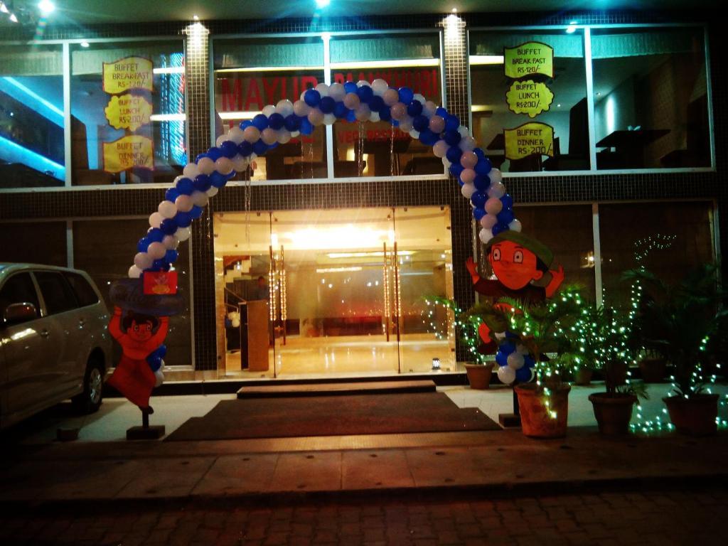 Mayur Hotel New Delhi Exteriör bild