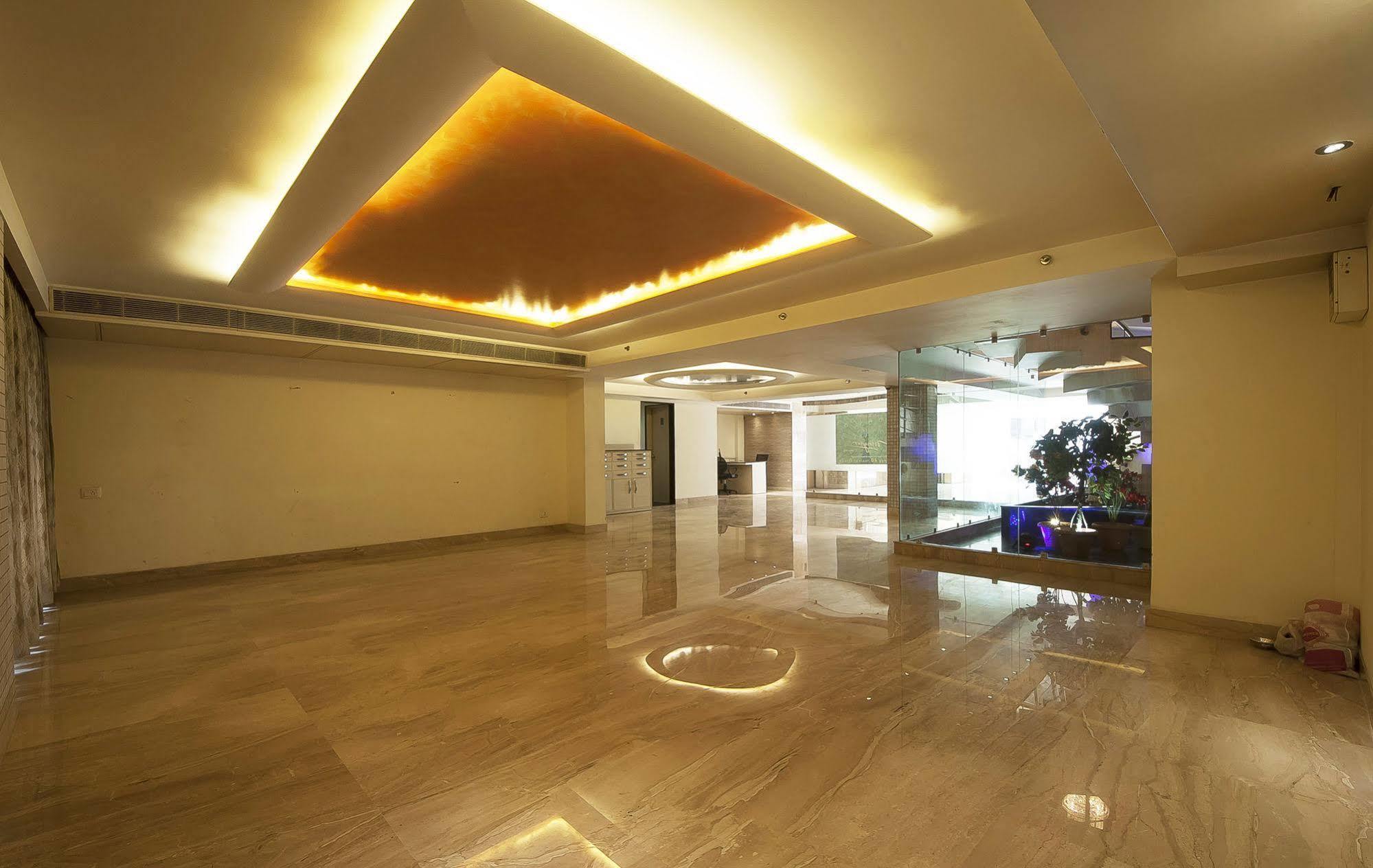 Mayur Hotel New Delhi Exteriör bild